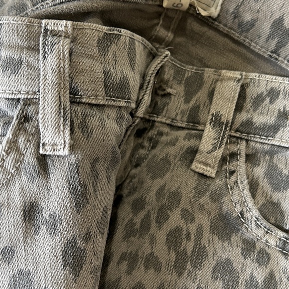 Current/Elliott Leopard Skinnies - Picture 6 of 10